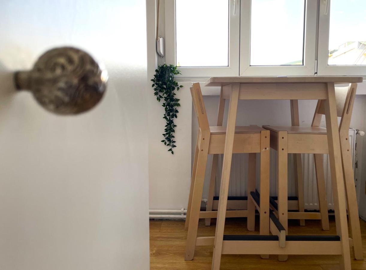 Rooftop Studio In The Heart Of Bucharest W Netflix Екстер'єр фото